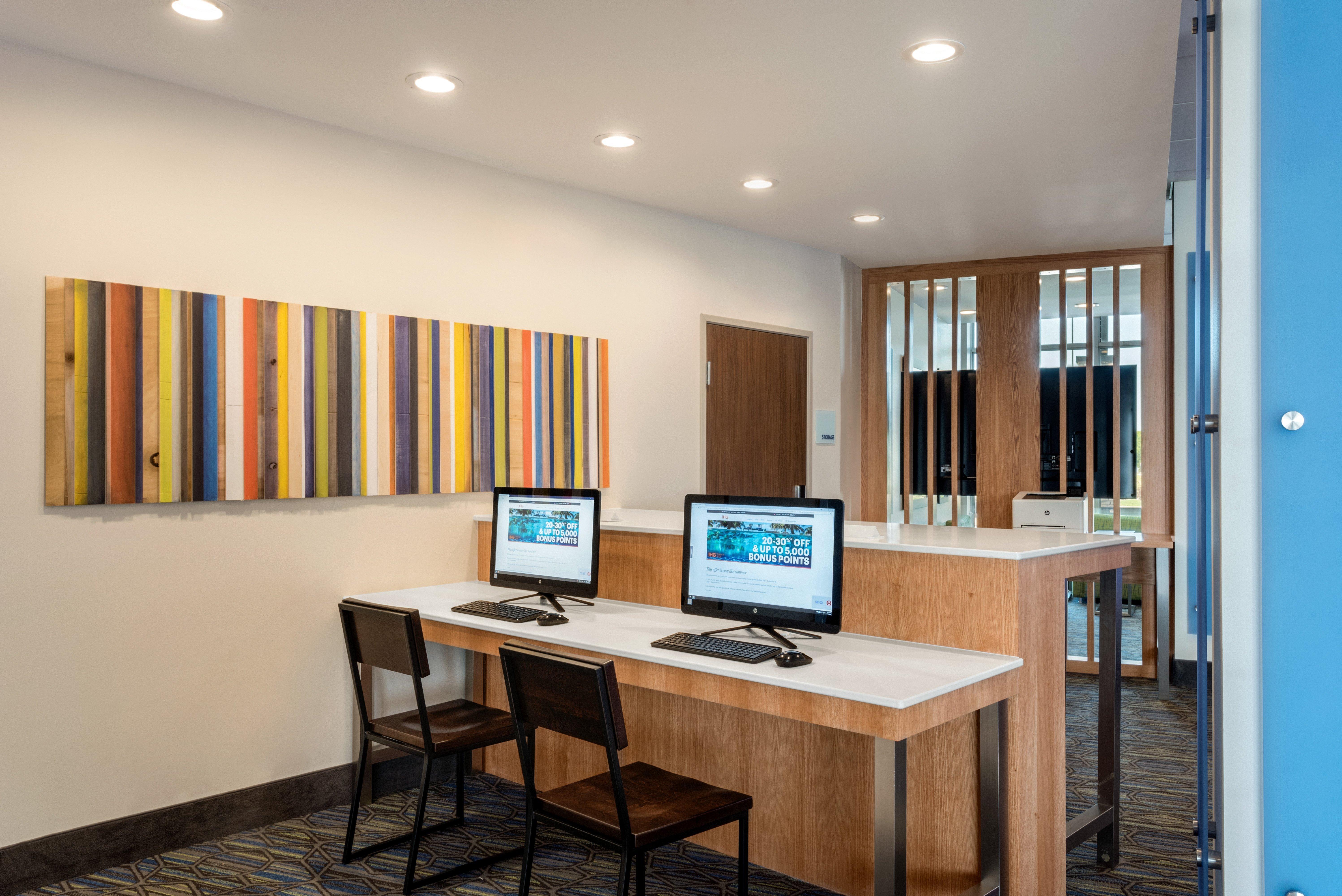 Holiday Inn Express & Suites - West Des Moines - Jordan Creek By Ihg Dış mekan fotoğraf