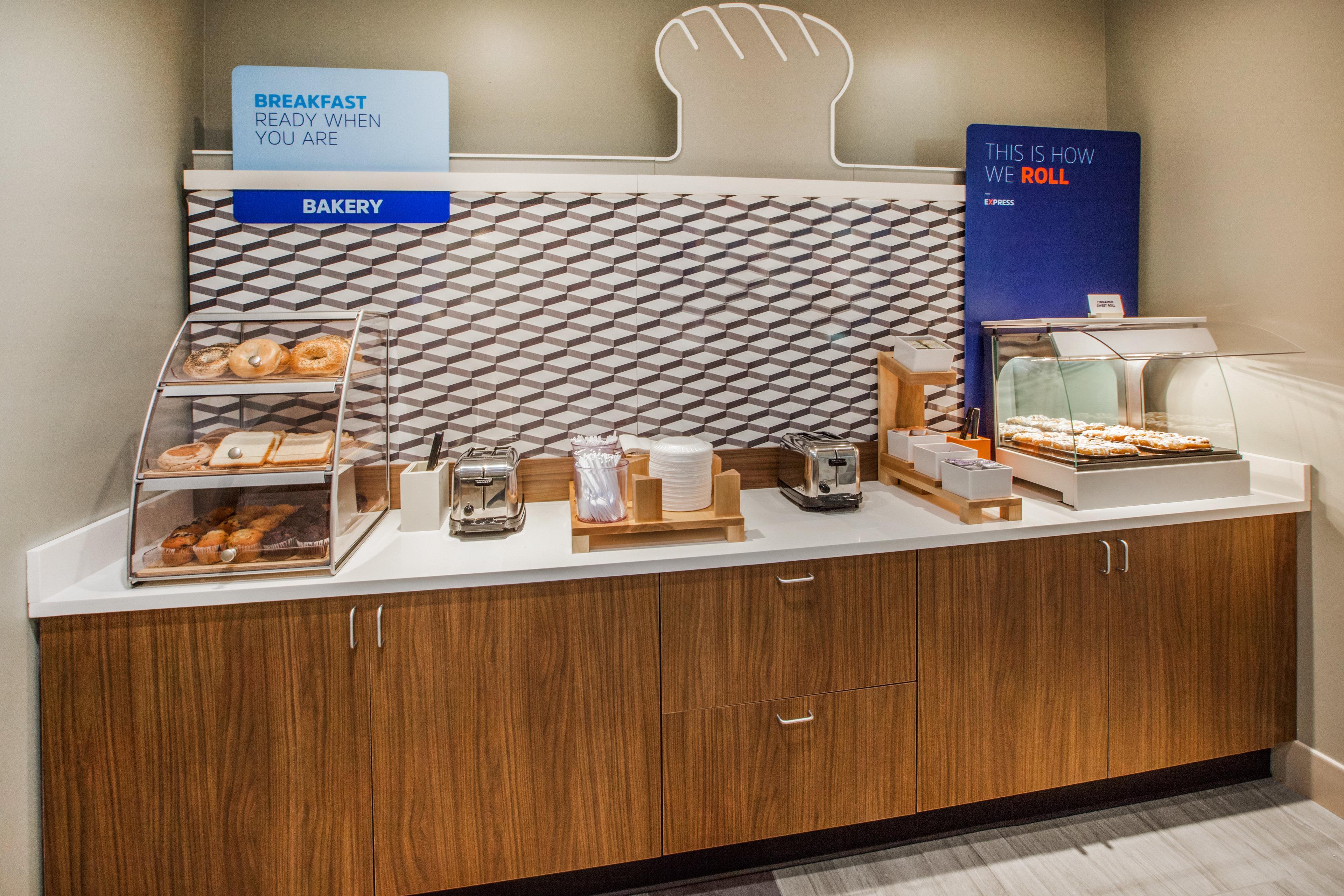 Holiday Inn Express & Suites - West Des Moines - Jordan Creek By Ihg Dış mekan fotoğraf