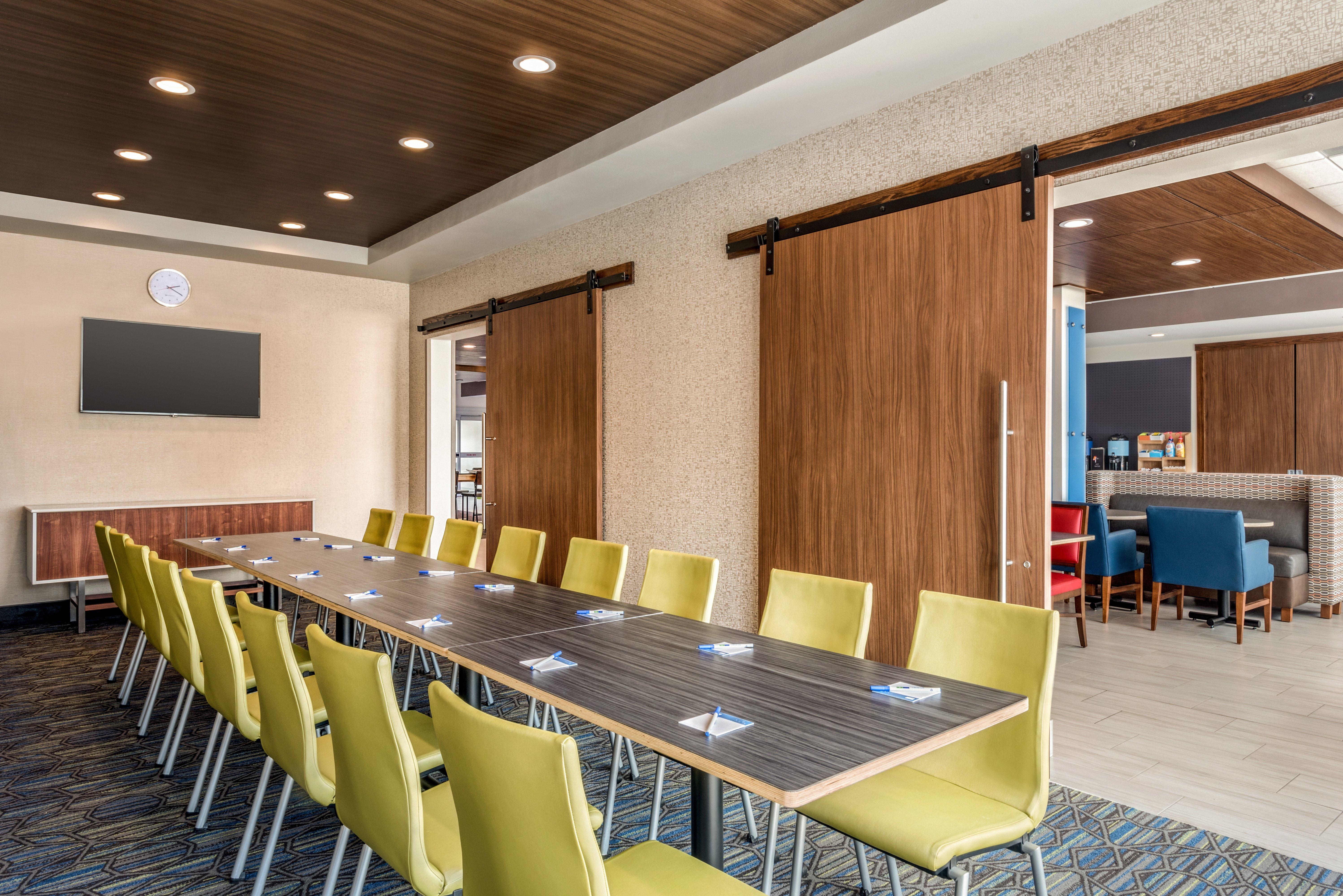 Holiday Inn Express & Suites - West Des Moines - Jordan Creek By Ihg Dış mekan fotoğraf