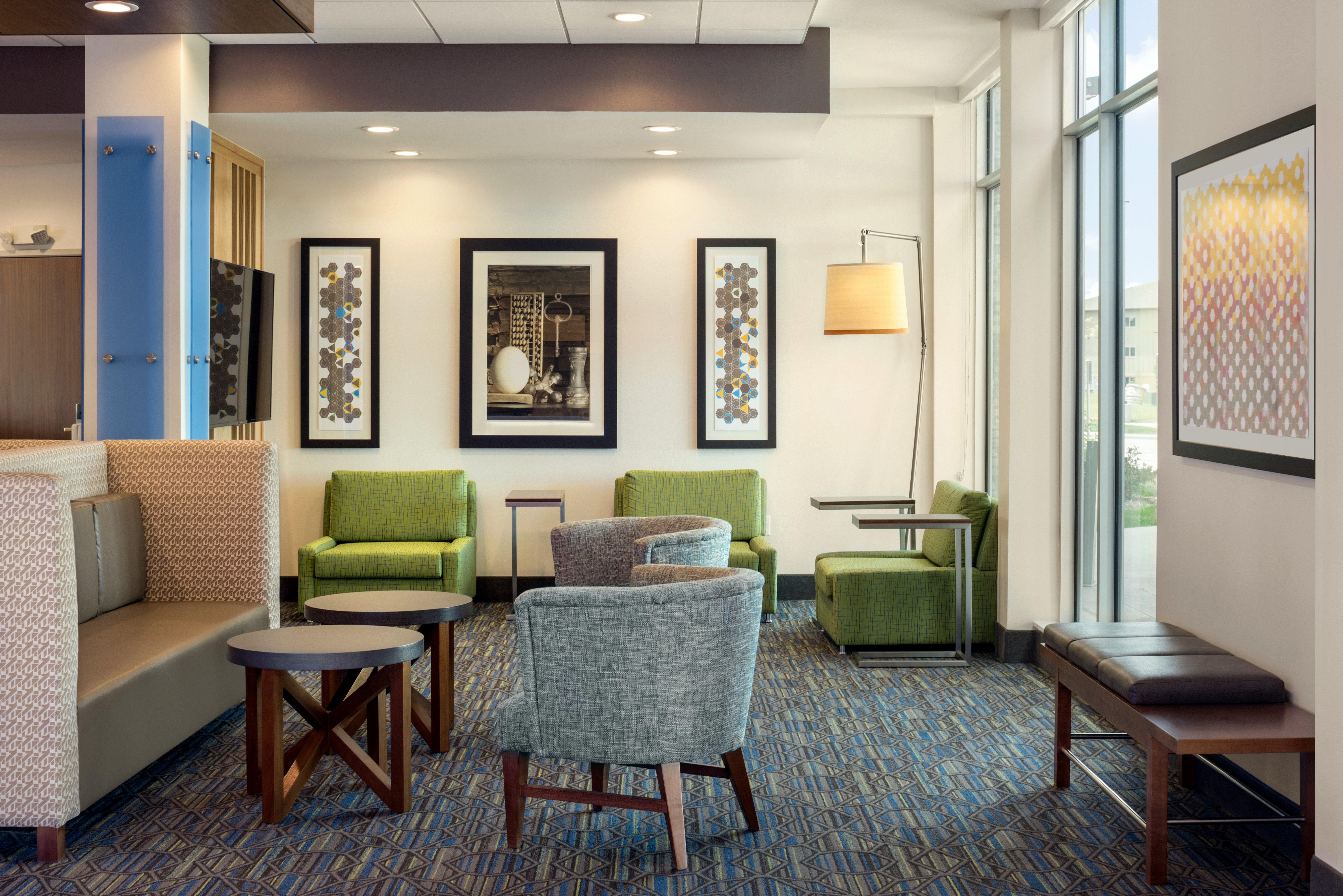 Holiday Inn Express & Suites - West Des Moines - Jordan Creek By Ihg Dış mekan fotoğraf